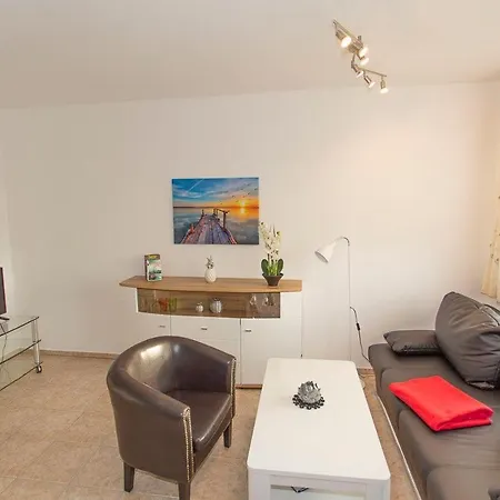 Appartement Haus Dornroeschen 45107