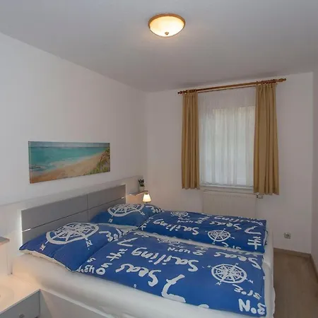 Apartman Haus Dornroeschen 45107 *