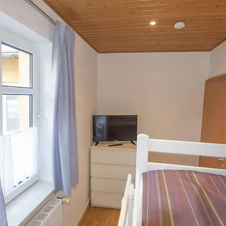 Haus Dornroeschen 45107 Göhren