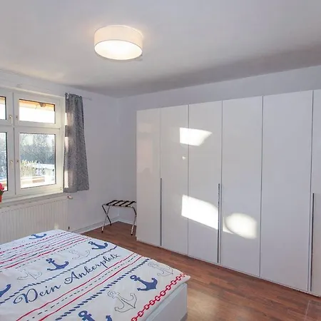 Lägenhet Haus Dornroeschen 45107 *