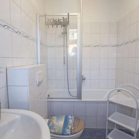 Lägenhet Haus Dornroeschen 45107 Goehren (Ruegen)