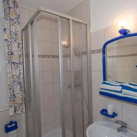 Haus Dornroeschen 45107 Lägenhet Goehren (Ruegen)