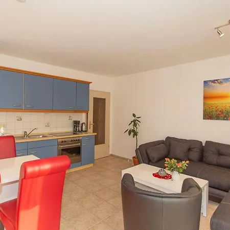 Lägenhet Haus Dornroeschen 45107 *