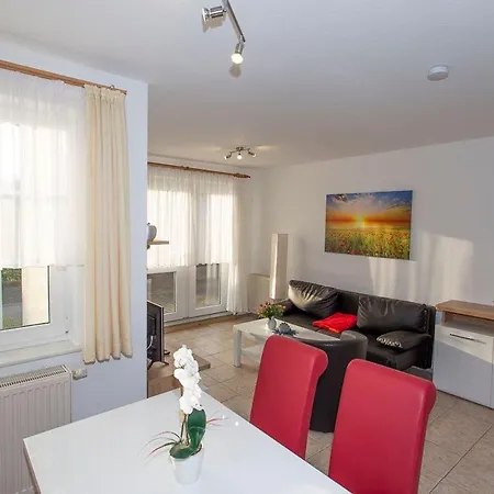 Appartement Haus Dornroeschen 45107 Goehren (Ruegen)