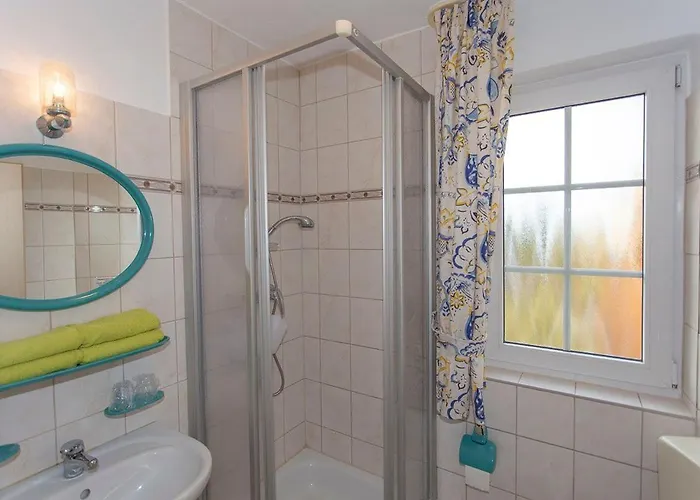 Haus Dornroeschen 45107 Goehren (Ruegen)