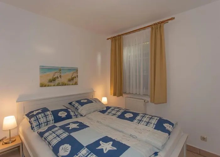 Haus Dornröschen 45107 Apartment Goehren (Ruegen)
