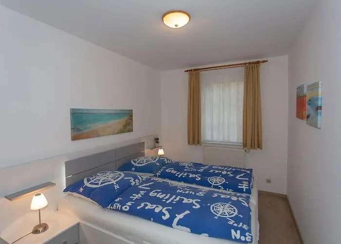 Appartement Haus Dornroeschen 45107 *