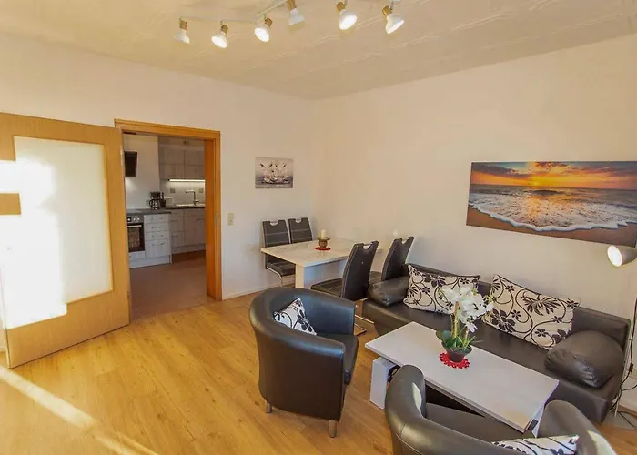 Haus Dornroeschen 45107 *