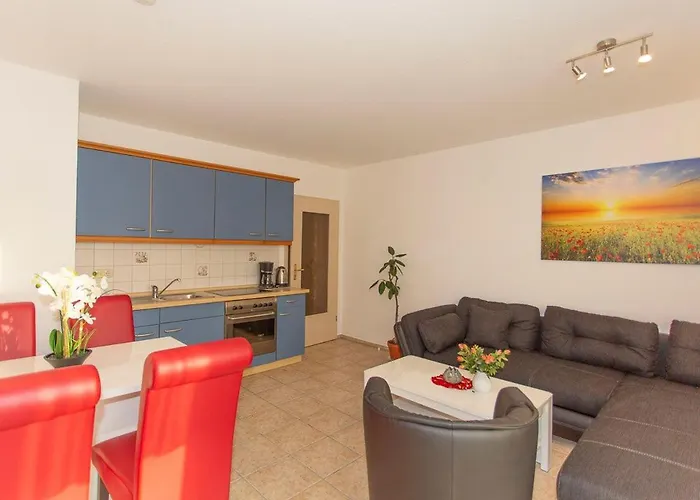 Appartement Haus Dornroeschen 45107 *