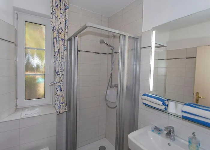 Haus Dornroeschen 45107 Appartement *